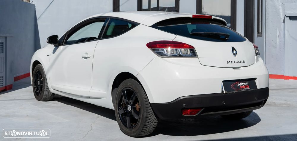 Renault Mégane Coupe Energy dCi 130 FAP Start & Stop Bose Edition - 4