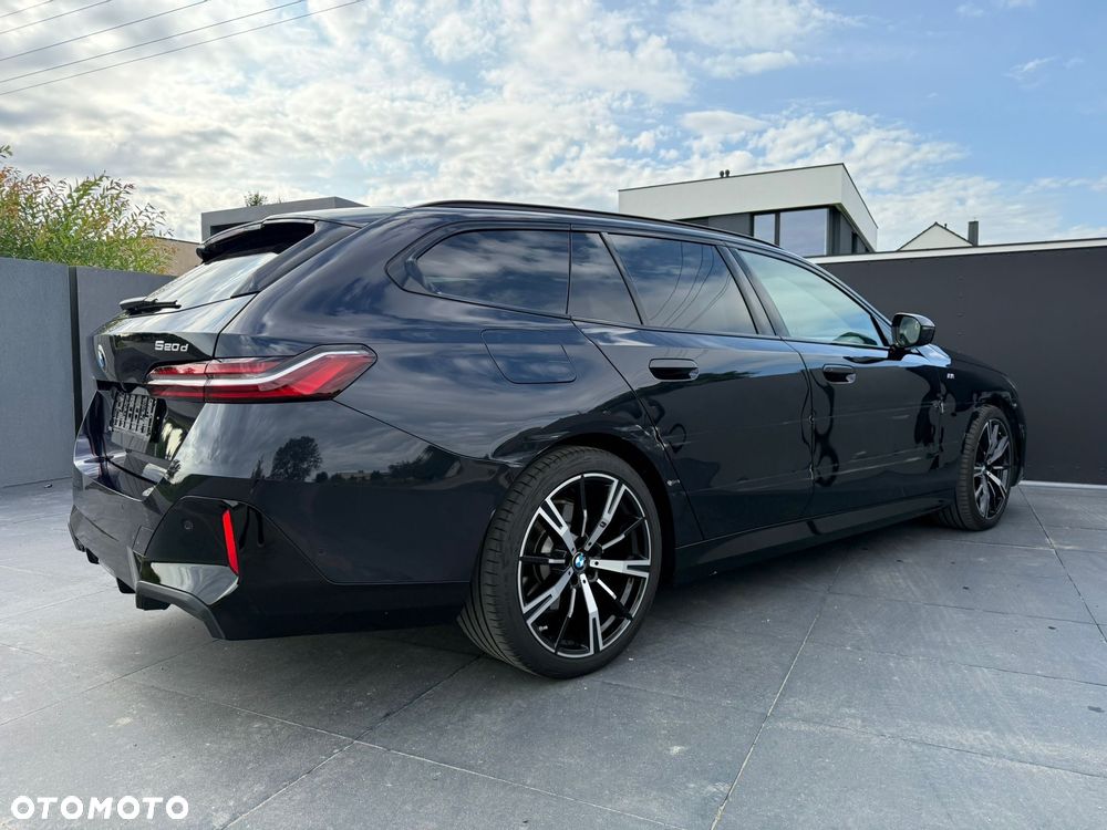 BMW Seria 5 520d xDrive Touring - 17