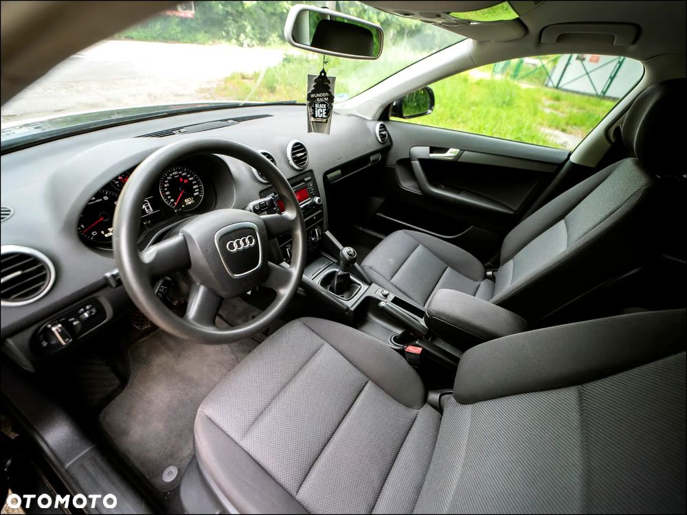 Audi A3 Sportback - 6