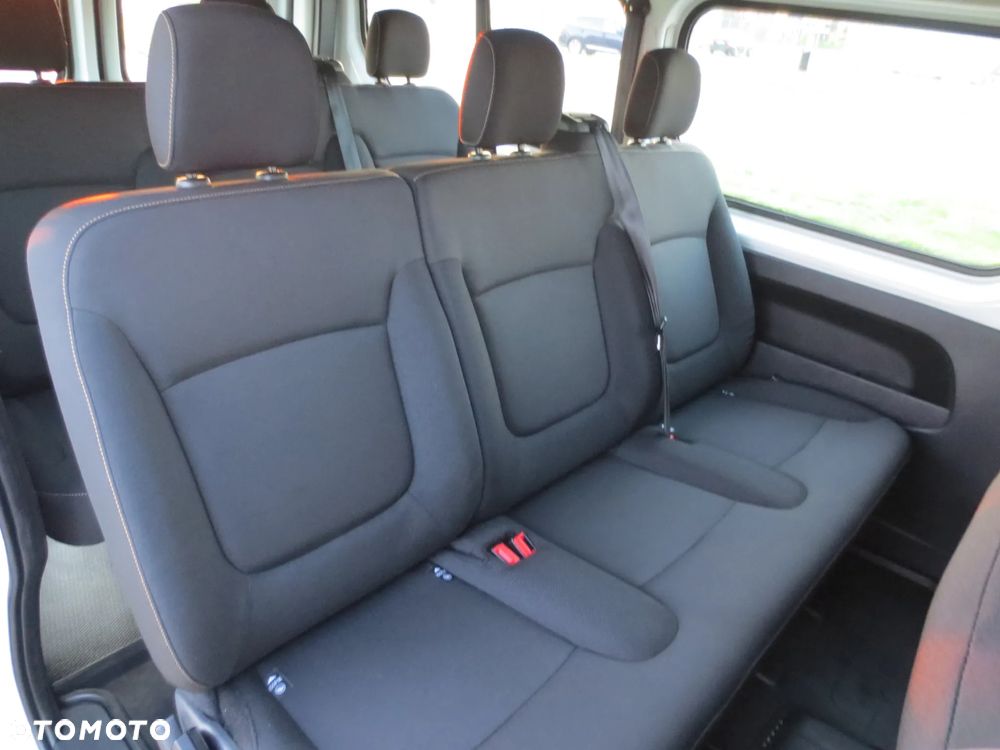 Renault Trafic - 19