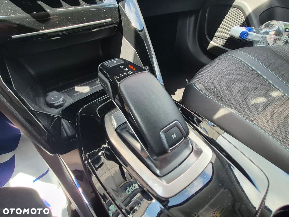 Peugeot 2008 1.5 BlueHDi Allure S&S EAT8 - 8