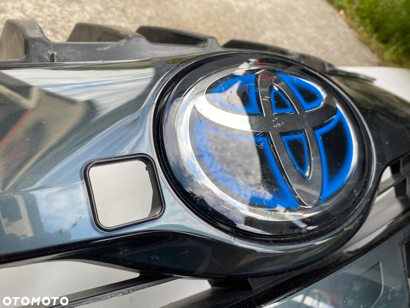 ATRAPA Toyota Prius Plug In - 3