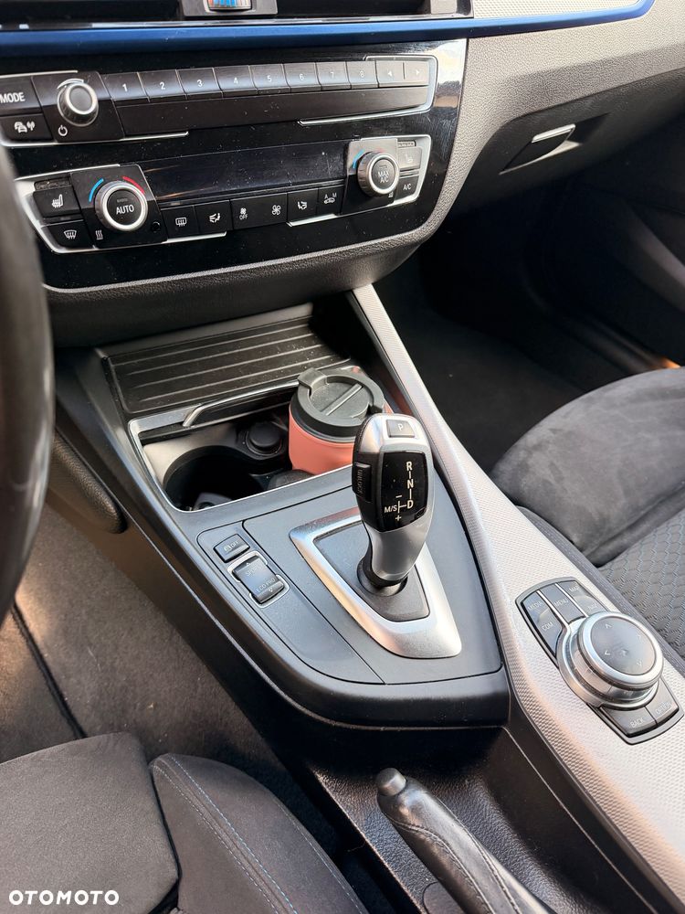 BMW Seria 1 118i M Sport Shadow - 15
