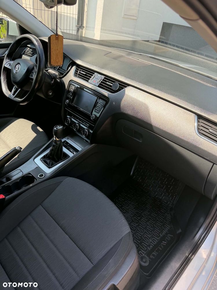 Skoda Octavia 2.0 TDI Style - 11