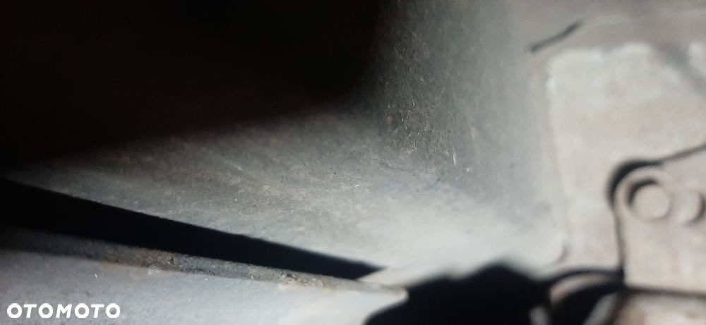 Jeep Grand Cherokee - 39