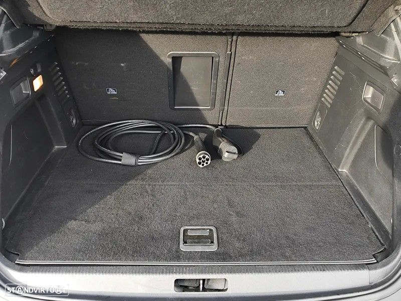 Peugeot 3008 1.6 Hybrid GT e-EAT8 - 12