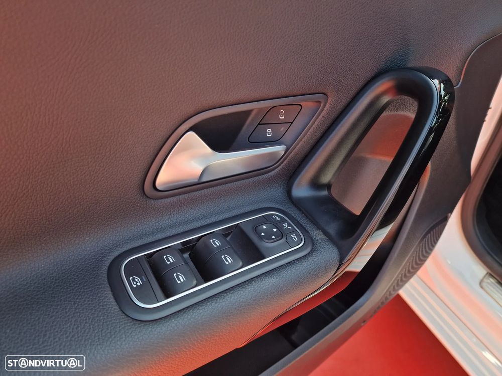 Mercedes-Benz A 160 d Style Plus - 8