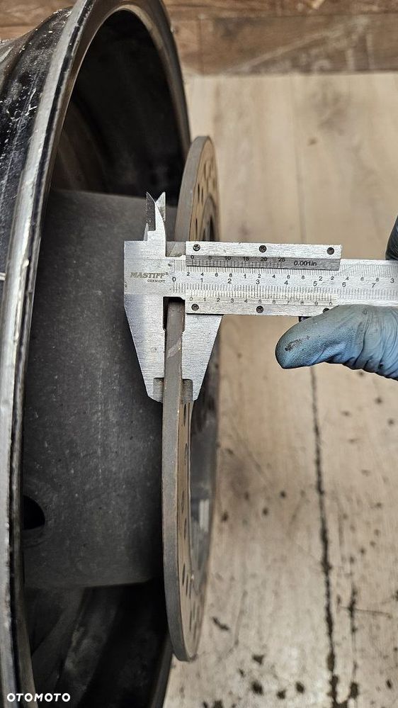 Felga koło tył tarcza Honda ST1300 Pan European 17x5.00 - 6