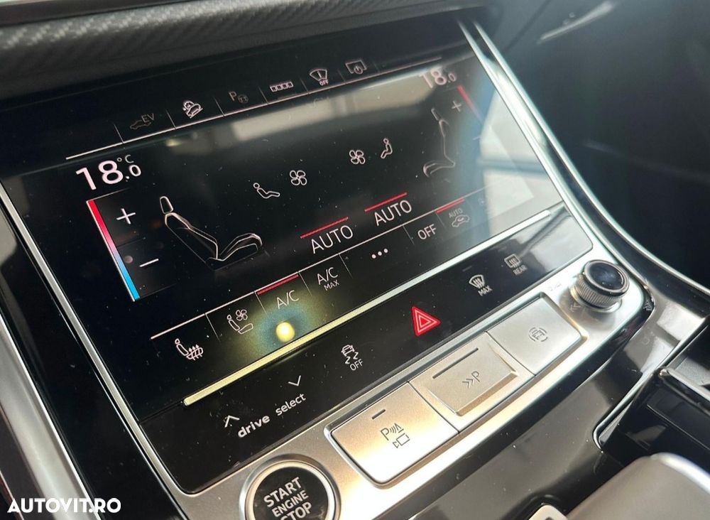 Audi Q8 55 TFSI e quattro Tiptronic PHEV - 11