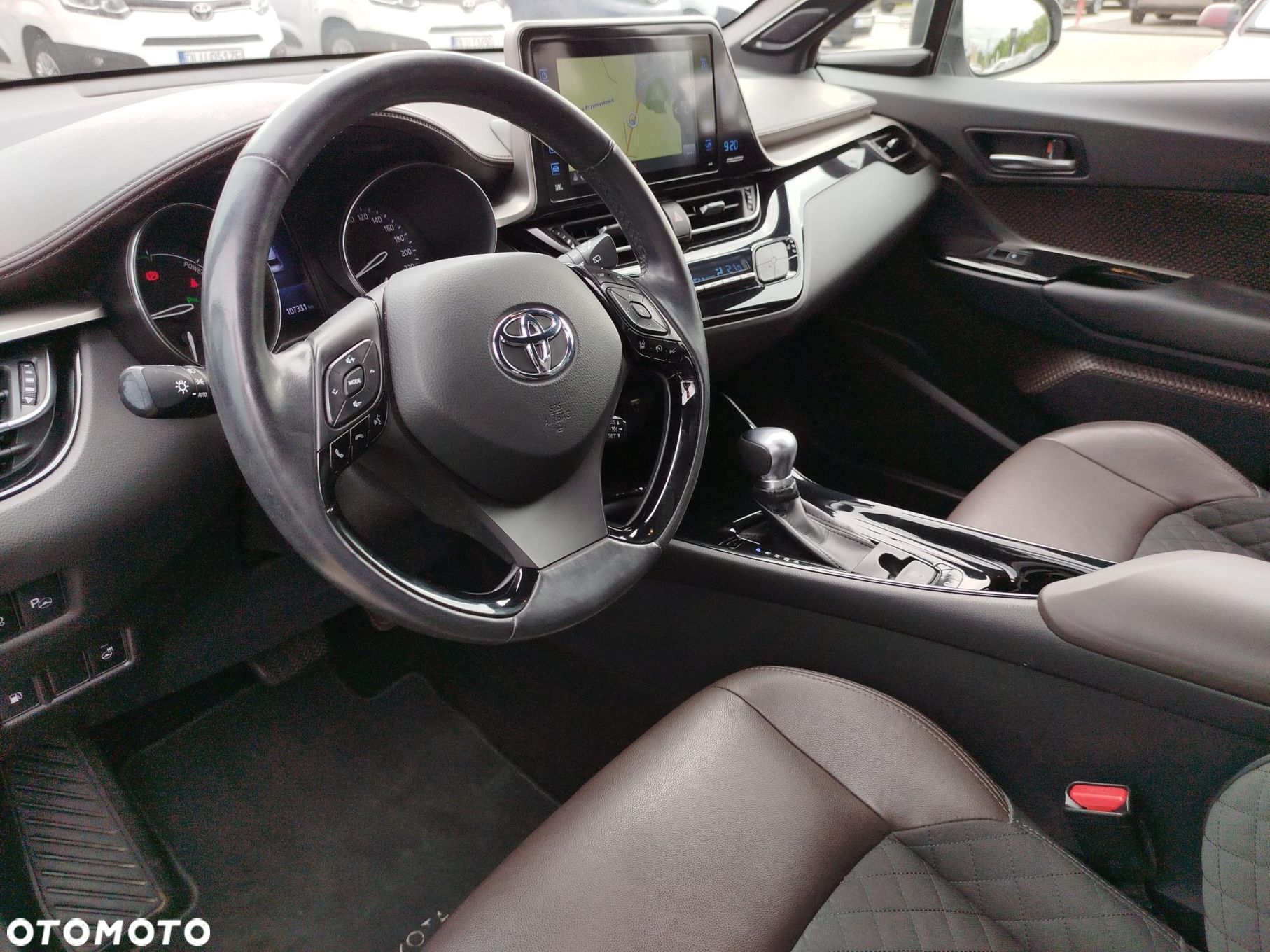 Toyota C-HR - 10