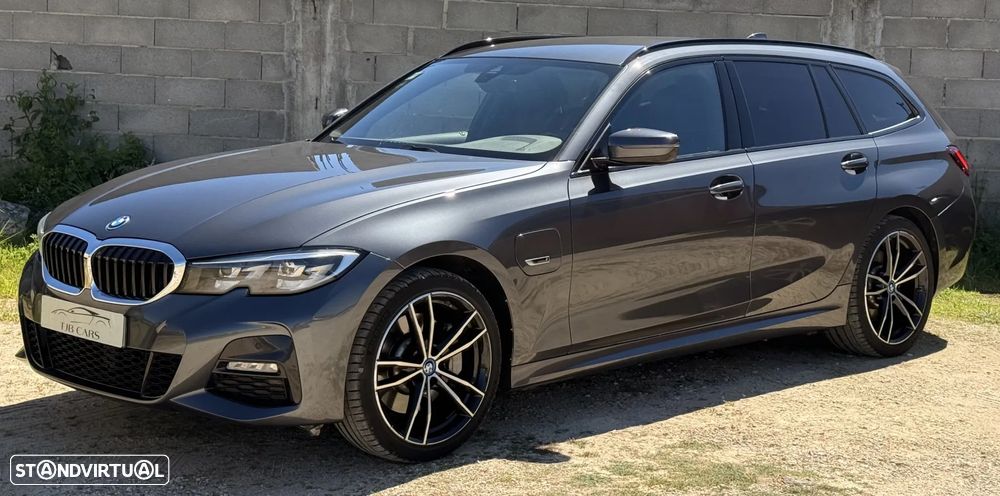BMW 330 e Pack Desportivo M Auto - 2