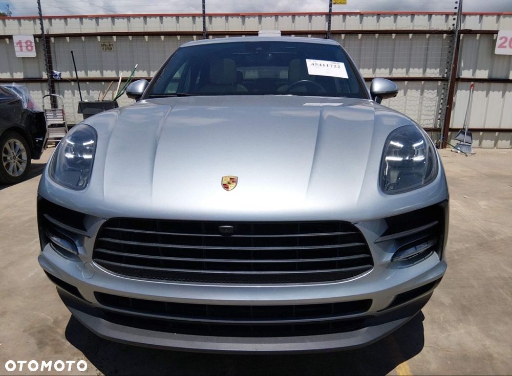 Porsche Macan - 2