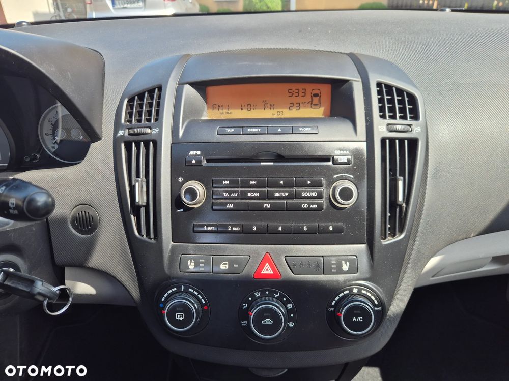 Kia Ceed 1.6 CVVT LX - 14