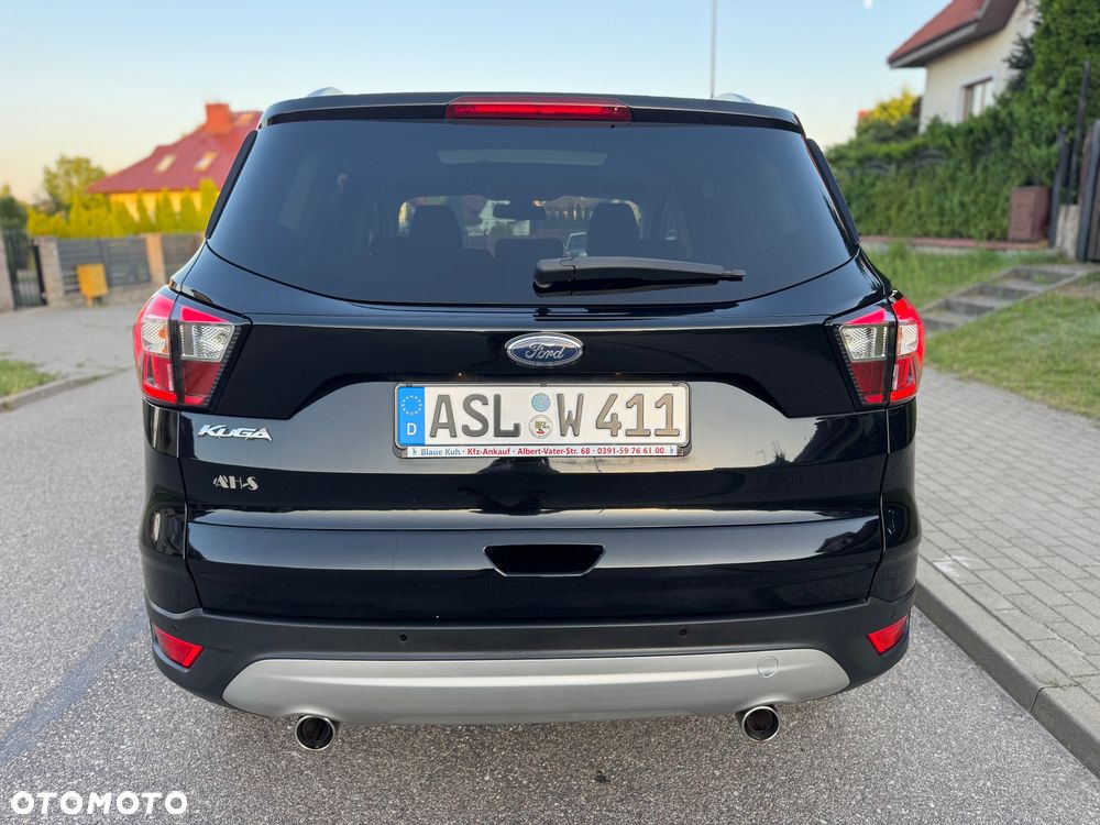 Ford Kuga 2.0 TDCi 2x4 Titanium - 13