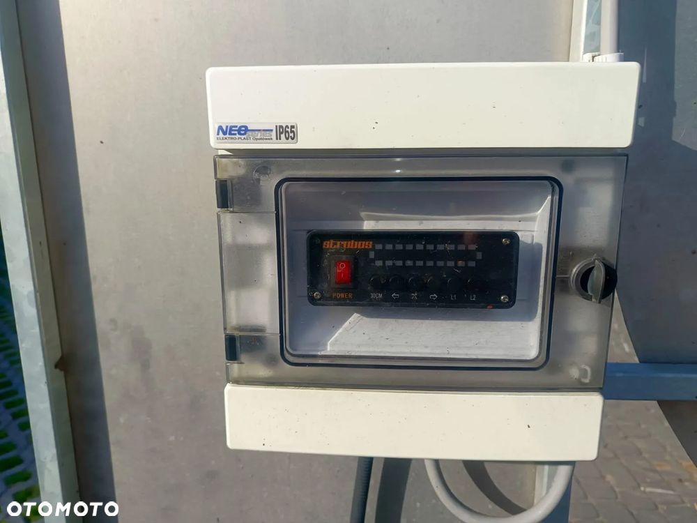 Inny Strobos U26a - 5