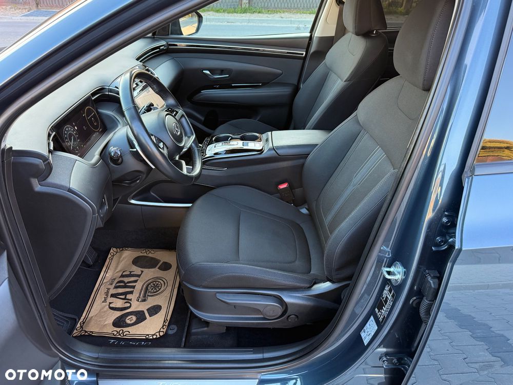Hyundai Tucson 1.6 T-GDi HEV Executive 2WD - 22