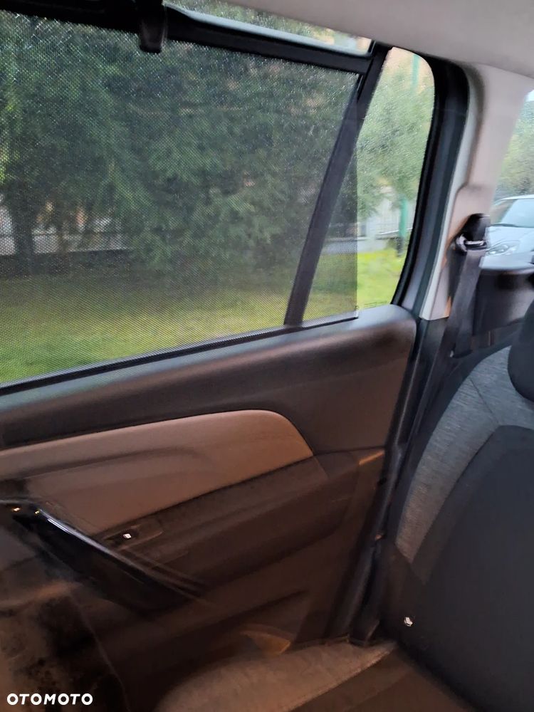 Citroën C4 Grand Picasso 1.2 PureTech MoreLife S&S - 23