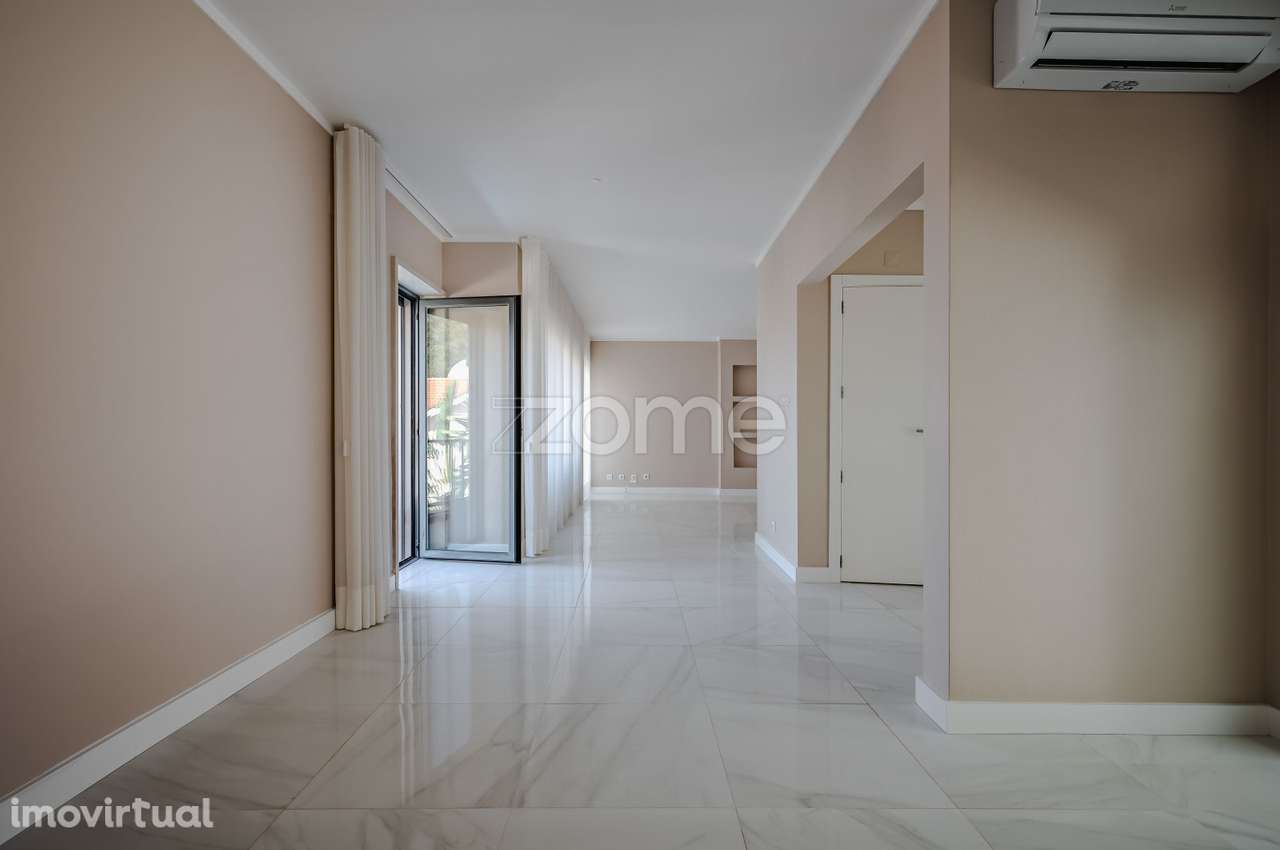 Moradia T4 com Piscina e Vista Mar - Grande imagem: 2/53