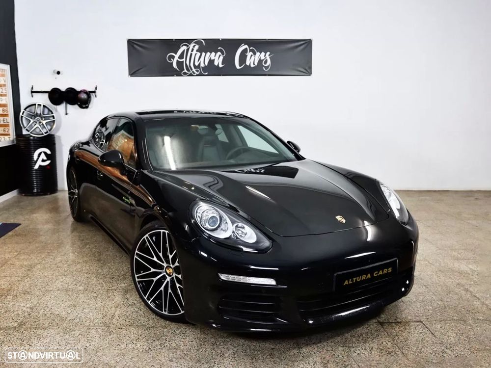 Porsche Panamera S E-Hybrid - 1