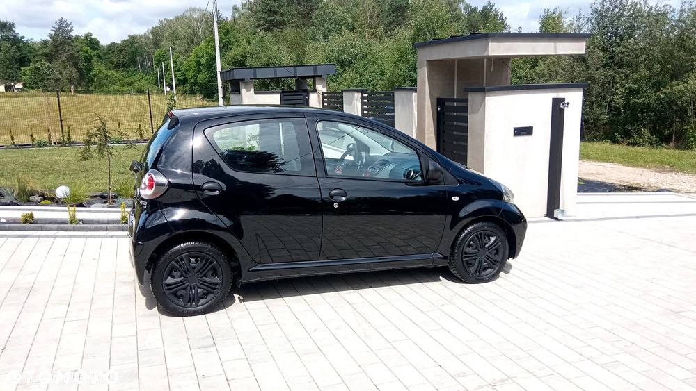 Toyota Aygo - 12