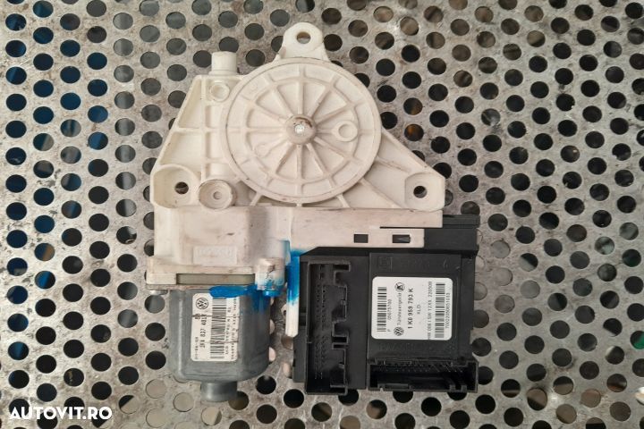 Motoras macara geam fata stanga 1K4837401T Volkswagen VW Golf 5  [din 2003 pana  2009] GT hatchback - 1