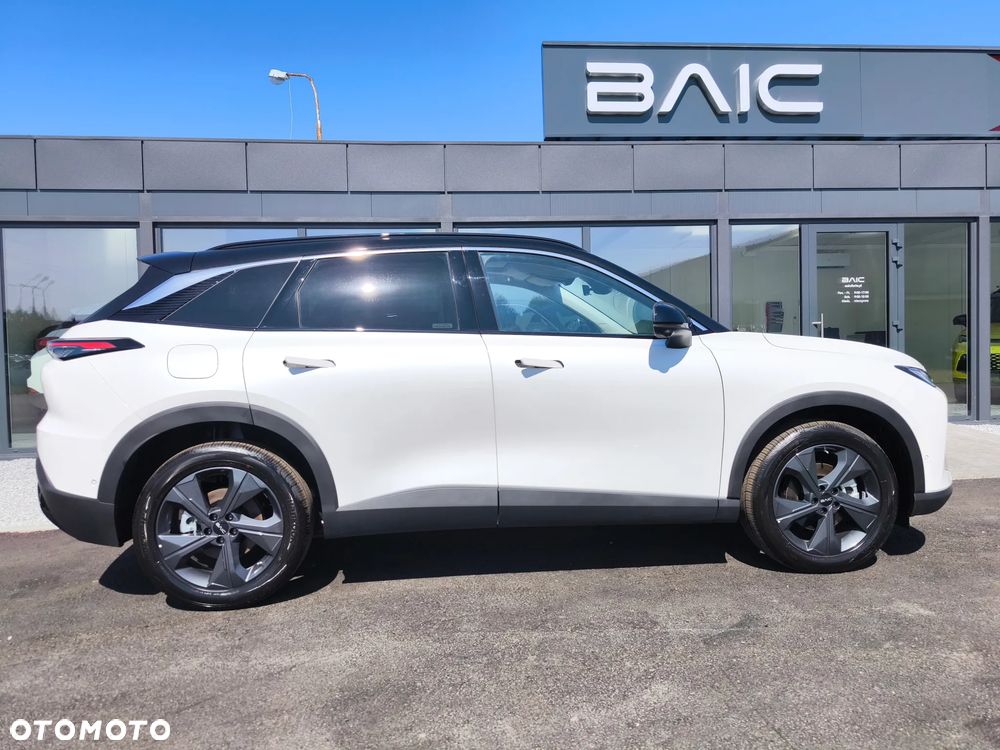 BAIC 5 Beijing 1.5T Comfort DCT - 6