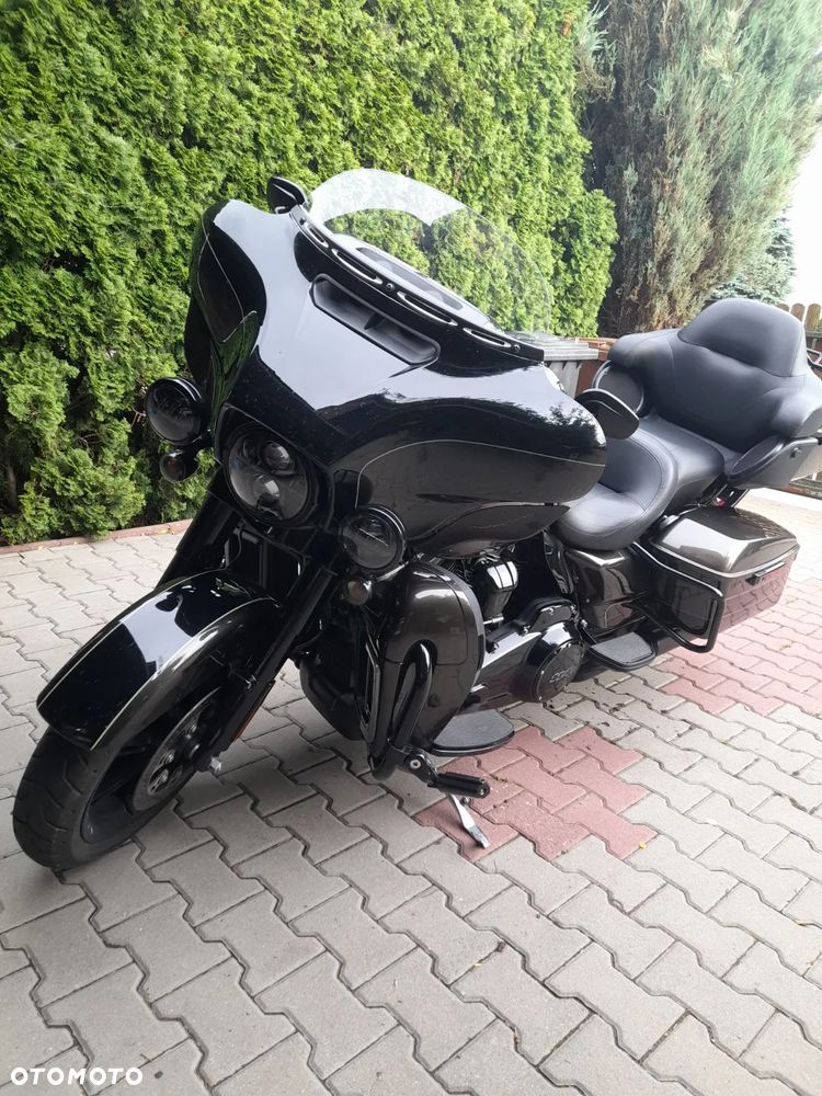 Harley-Davidson Touring Ultra Limited - 9