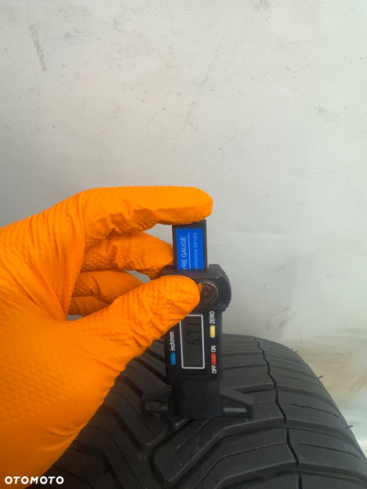 G-3163 215/55R17 91V MICHELIN CROSSCLIMATE - 2