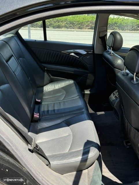 Mercedes-Benz E 200 CDI Auto Elegance BusinessEDITION - 28