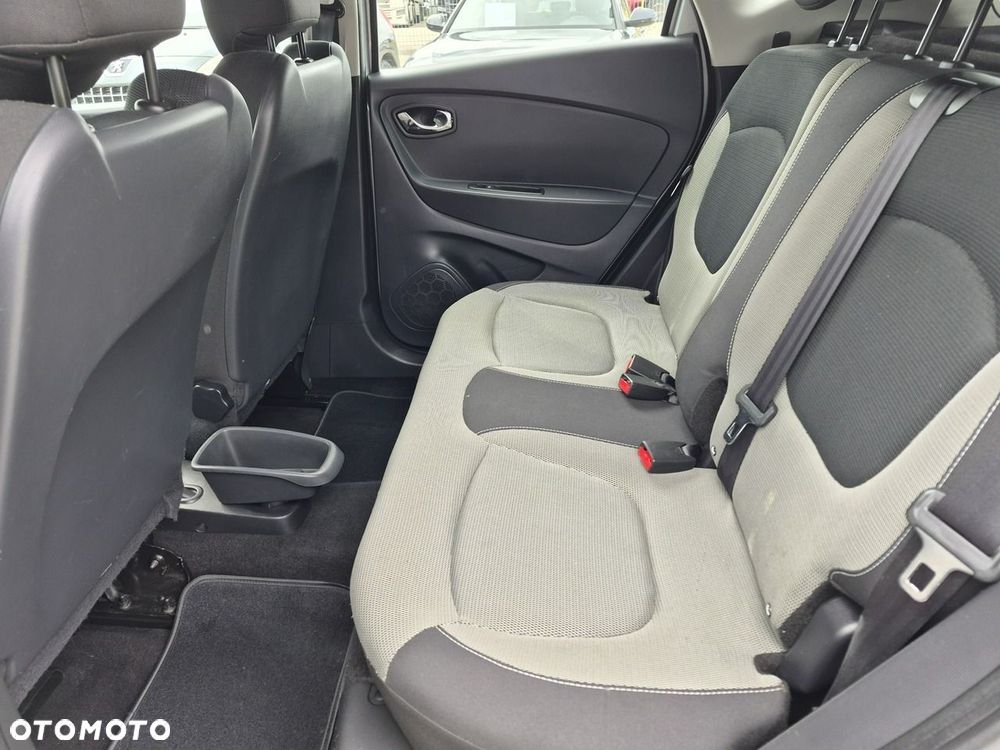 Renault Captur - 25