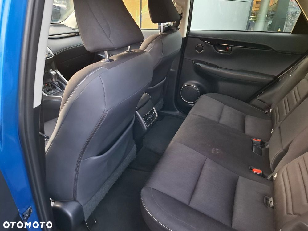 Lexus NX 300h Optimum AWD - 15