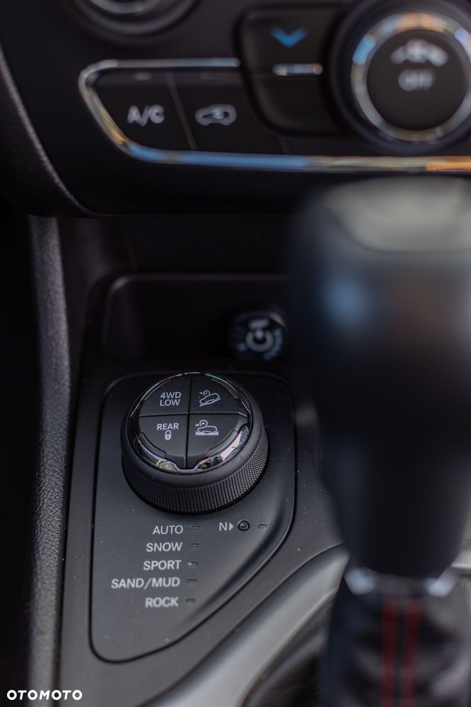 Jeep Cherokee 3.2 V6 Active Drive Lock Trailhawk - 9