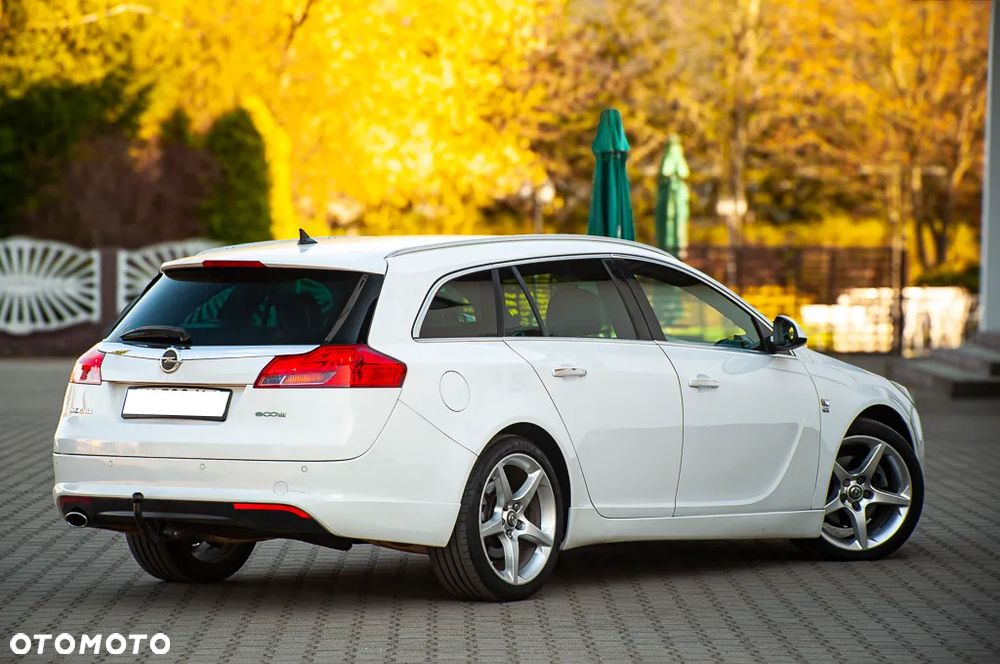 Opel Insignia 2.0 CDTI - 12