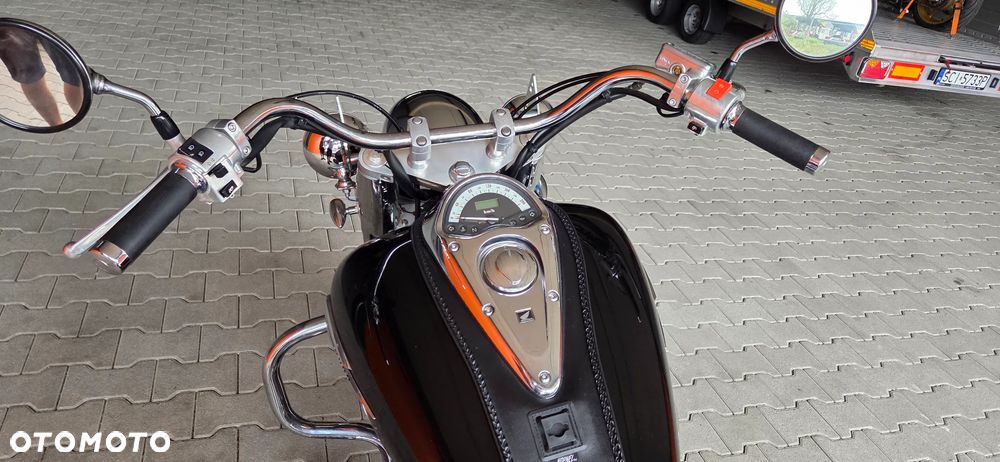 Honda VTX - 15