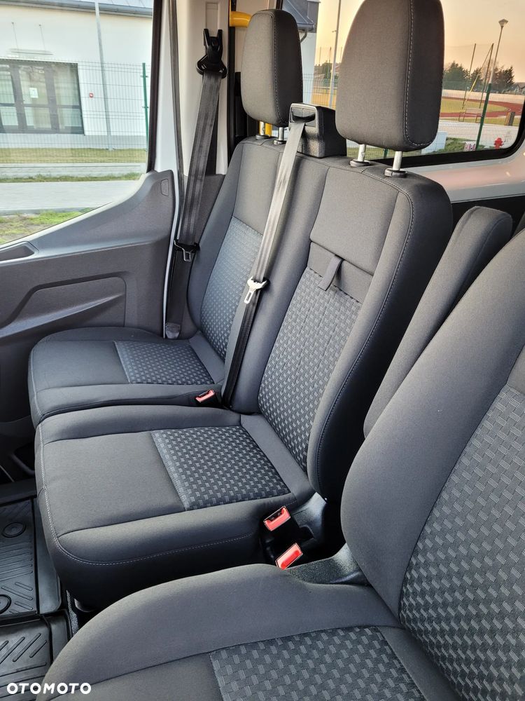 Ford Transit - 18