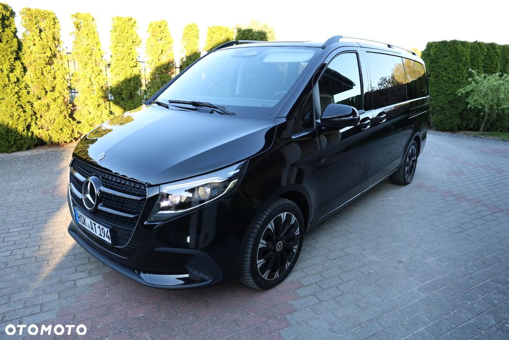 Mercedes-Benz Klasa V 220 d Avantgarde 9G-Tronic (d³ugi) - 4