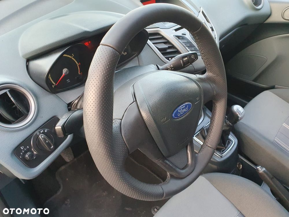 Ford Fiesta 1.25 Ambiente - 21