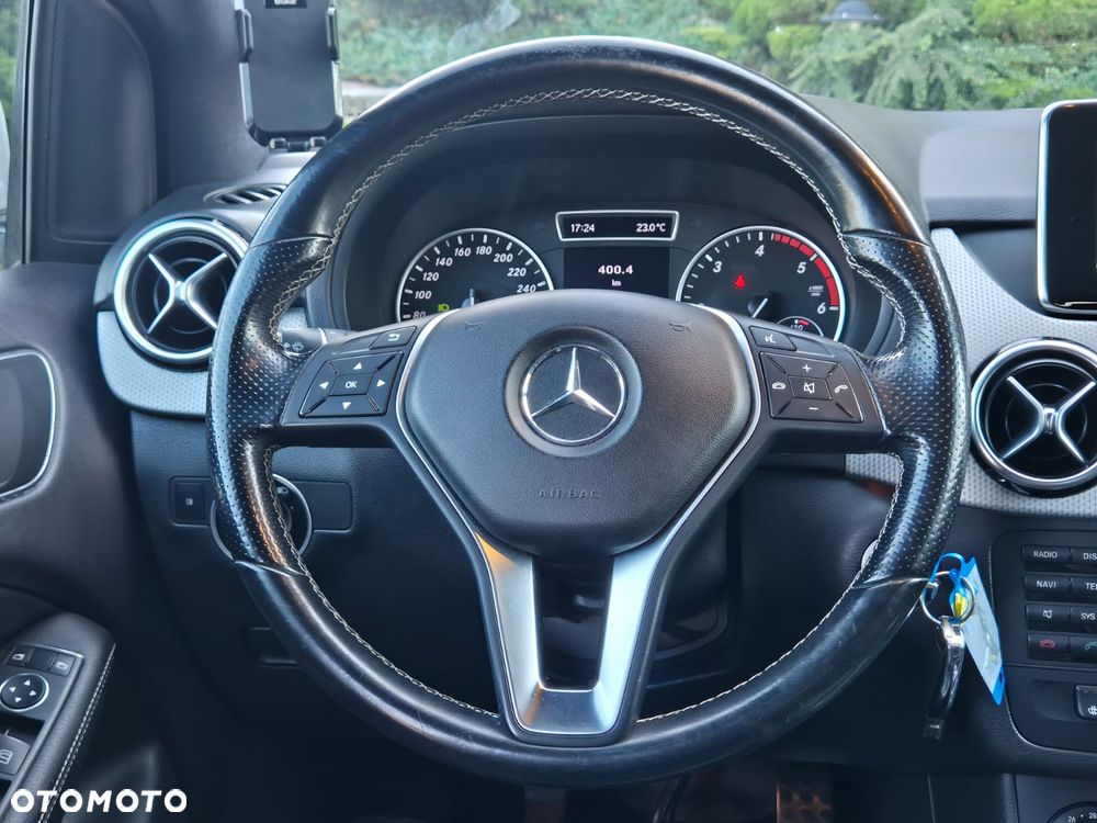 Mercedes-Benz Klasa B 180 CDI (BlueEFFICIENCY) - 26