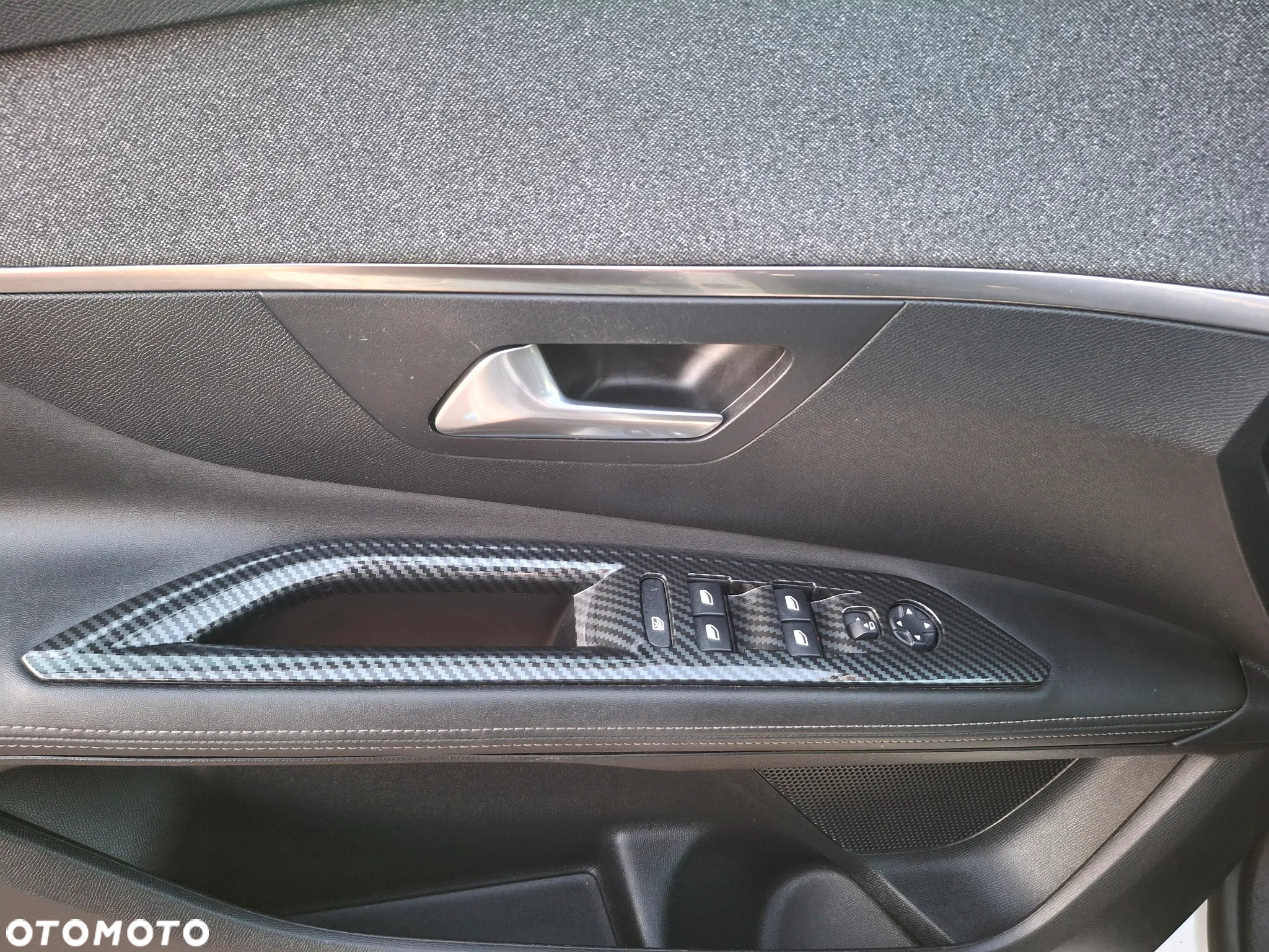 Peugeot 3008 - 17