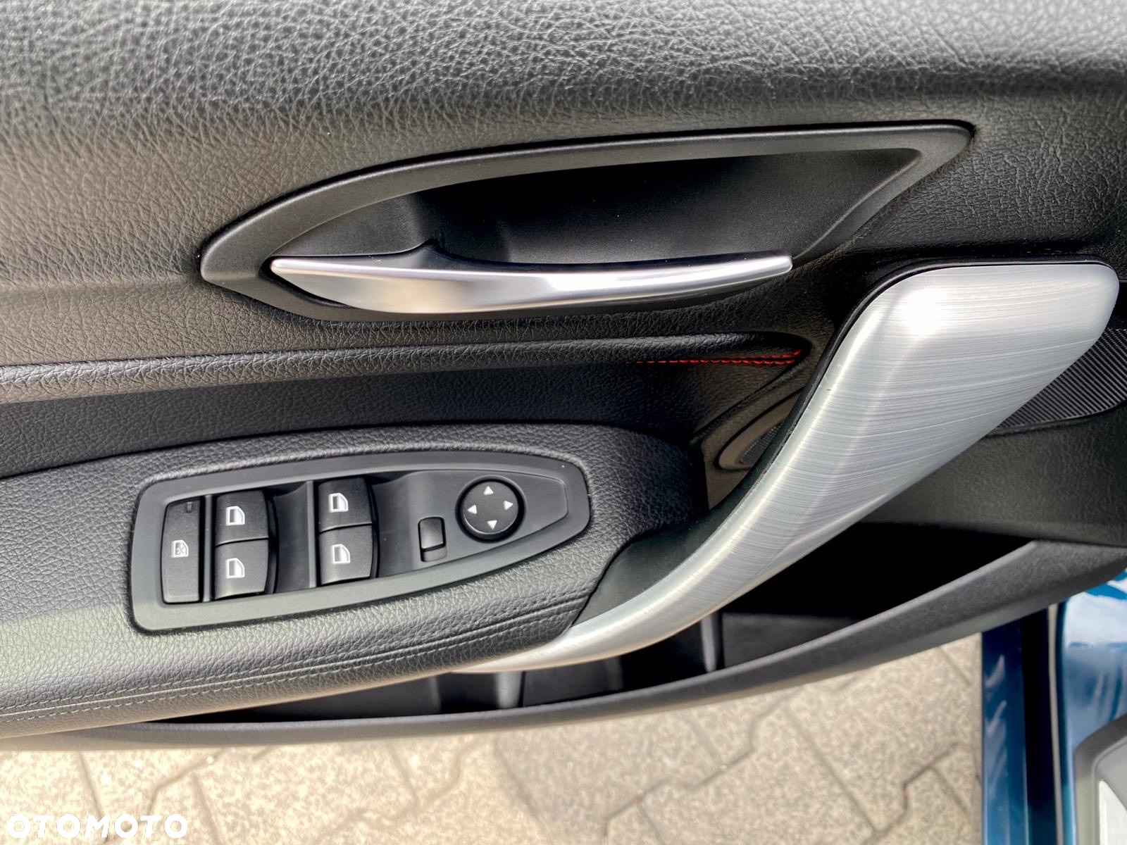 BMW Seria 1 118i Sport Line - 26