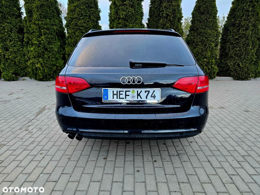 Audi A4 Avant 2.0 TDI DPF Ambiente - 5
