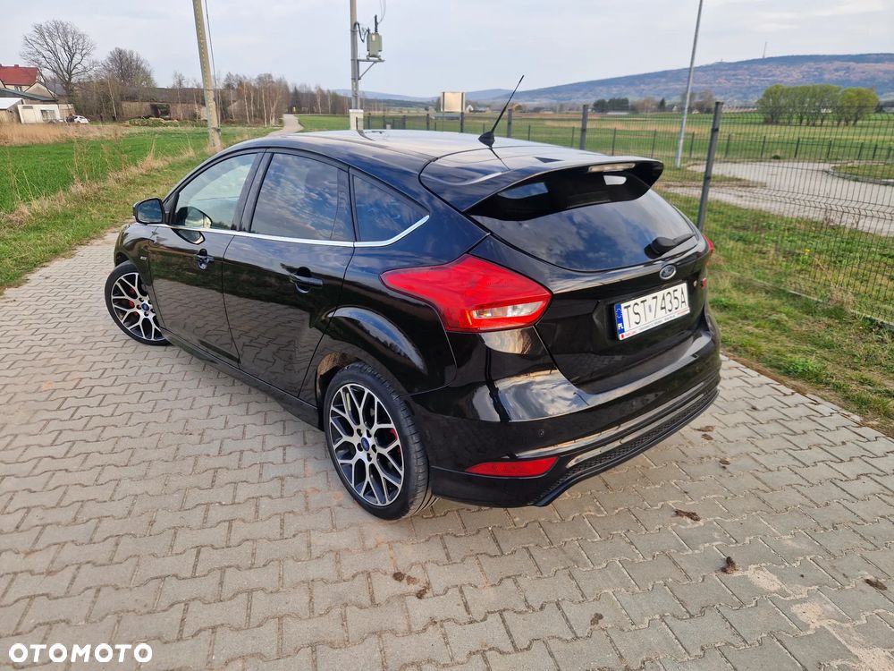 Ford Focus 2.0 TDCi ST-Line Black ASS - 19