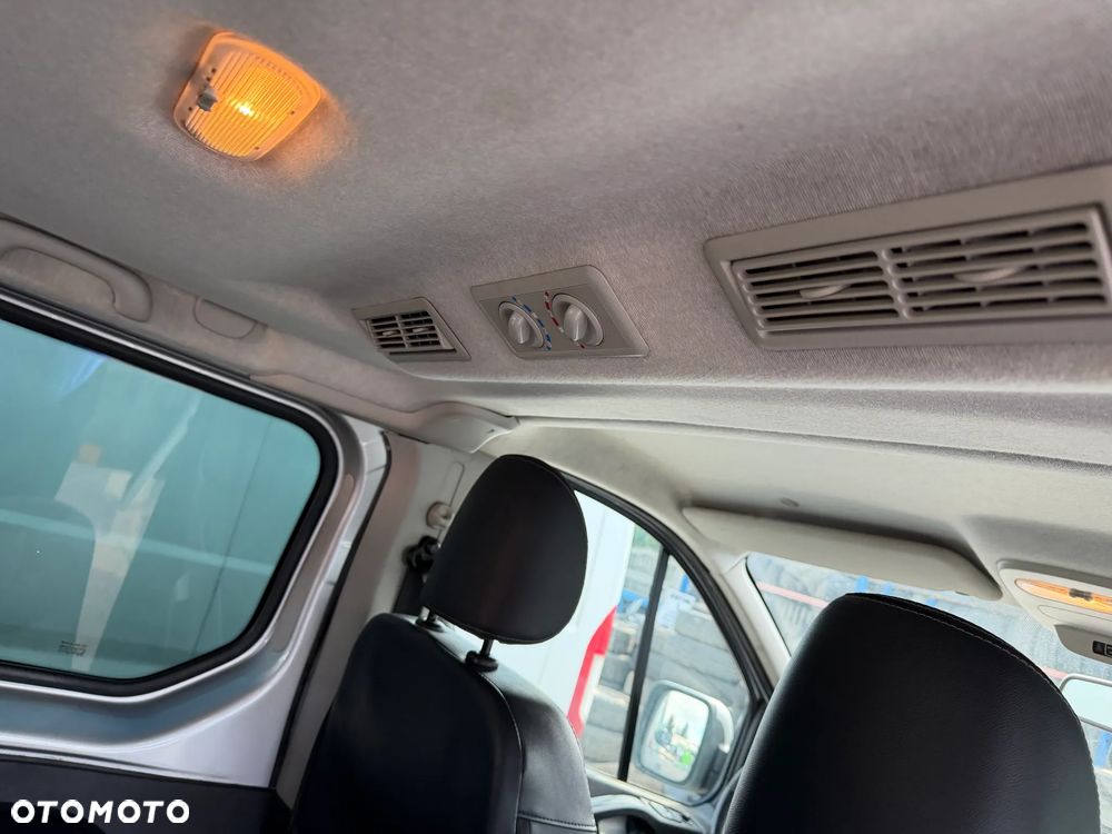 Trafic III Vivaro B 2,0 DCI 14-24r  fotele kanapy komplet 9 osobowy - 5