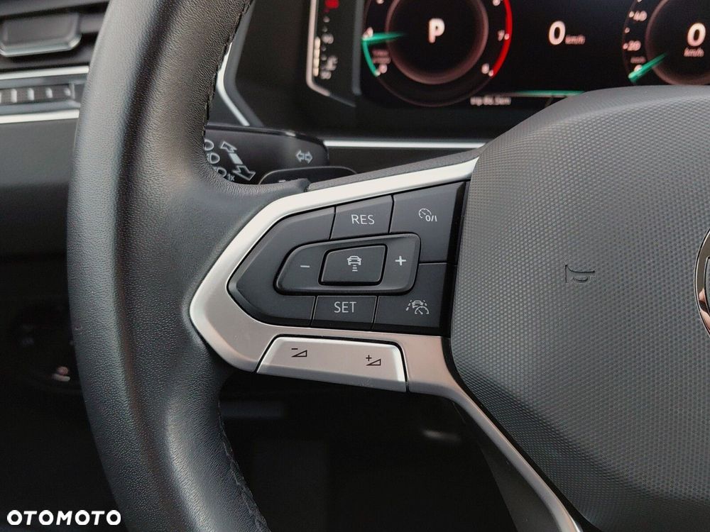 Volkswagen Tiguan 1.5 eTSI Elegance DSG - 22