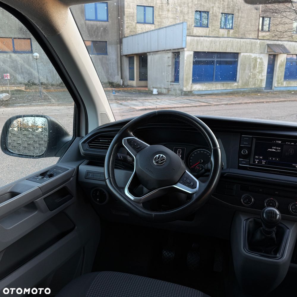 Volkswagen Transporter - 11