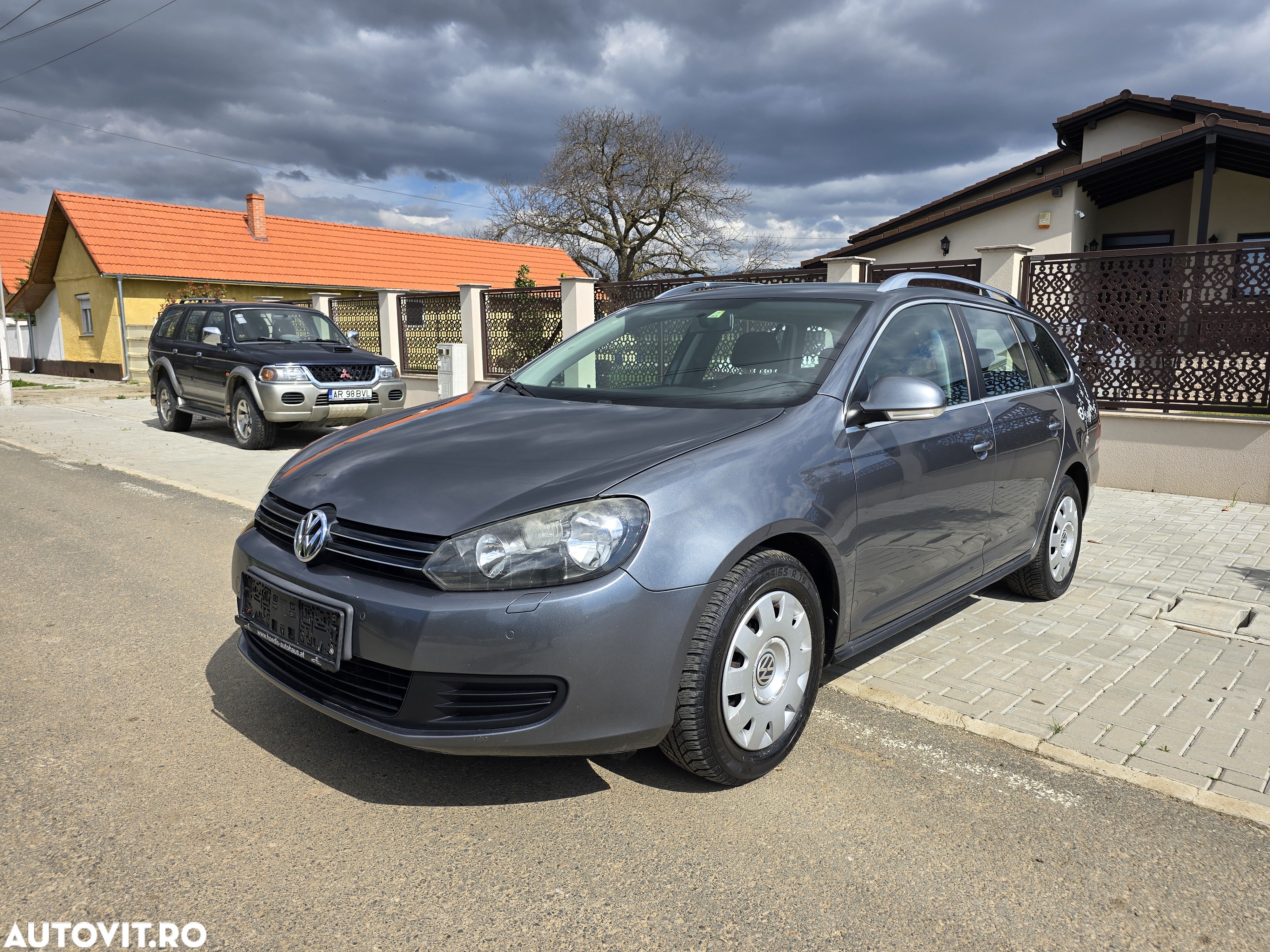 Volkswagen Golf 1.6 TDI BlueMotion Technology Comfortline - 1