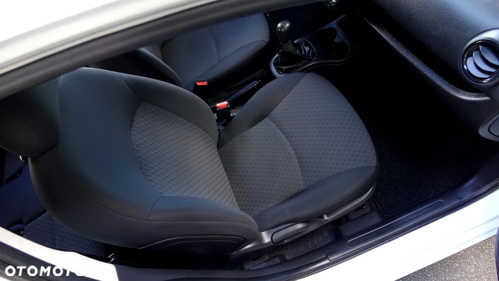 Mitsubishi Space Star 1.0 Active - 13