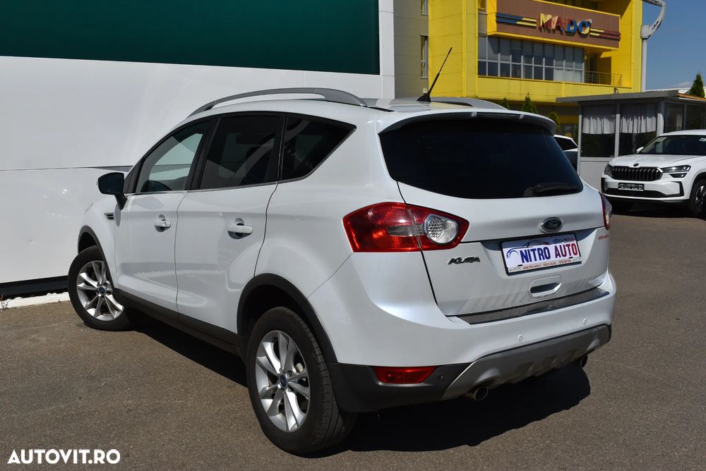 Ford Kuga 2.0 TDCi 4WD Powershift Trend - 5