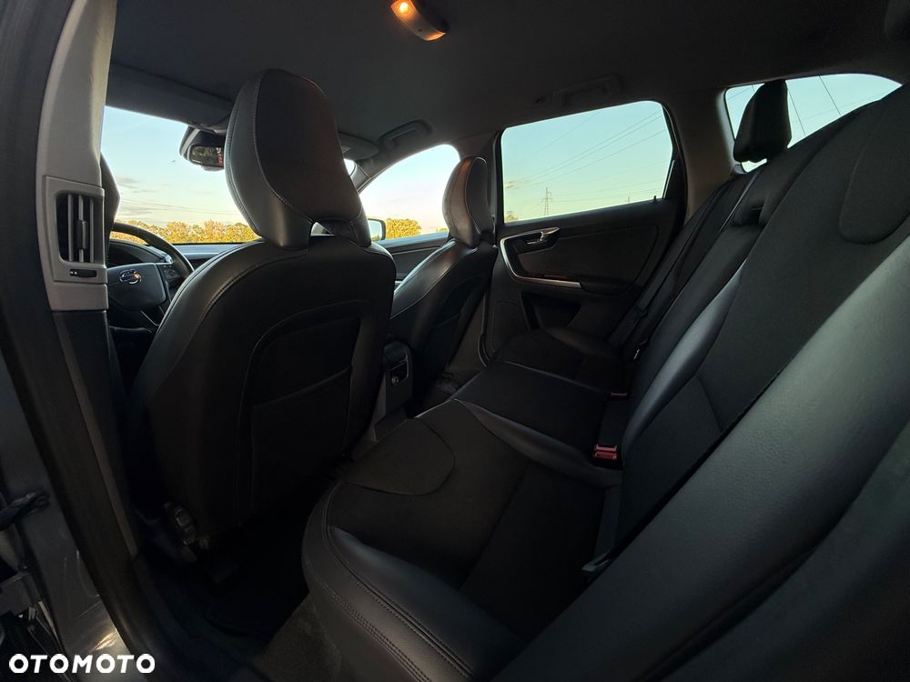 Volvo XC 60 D3 Momentum - 20