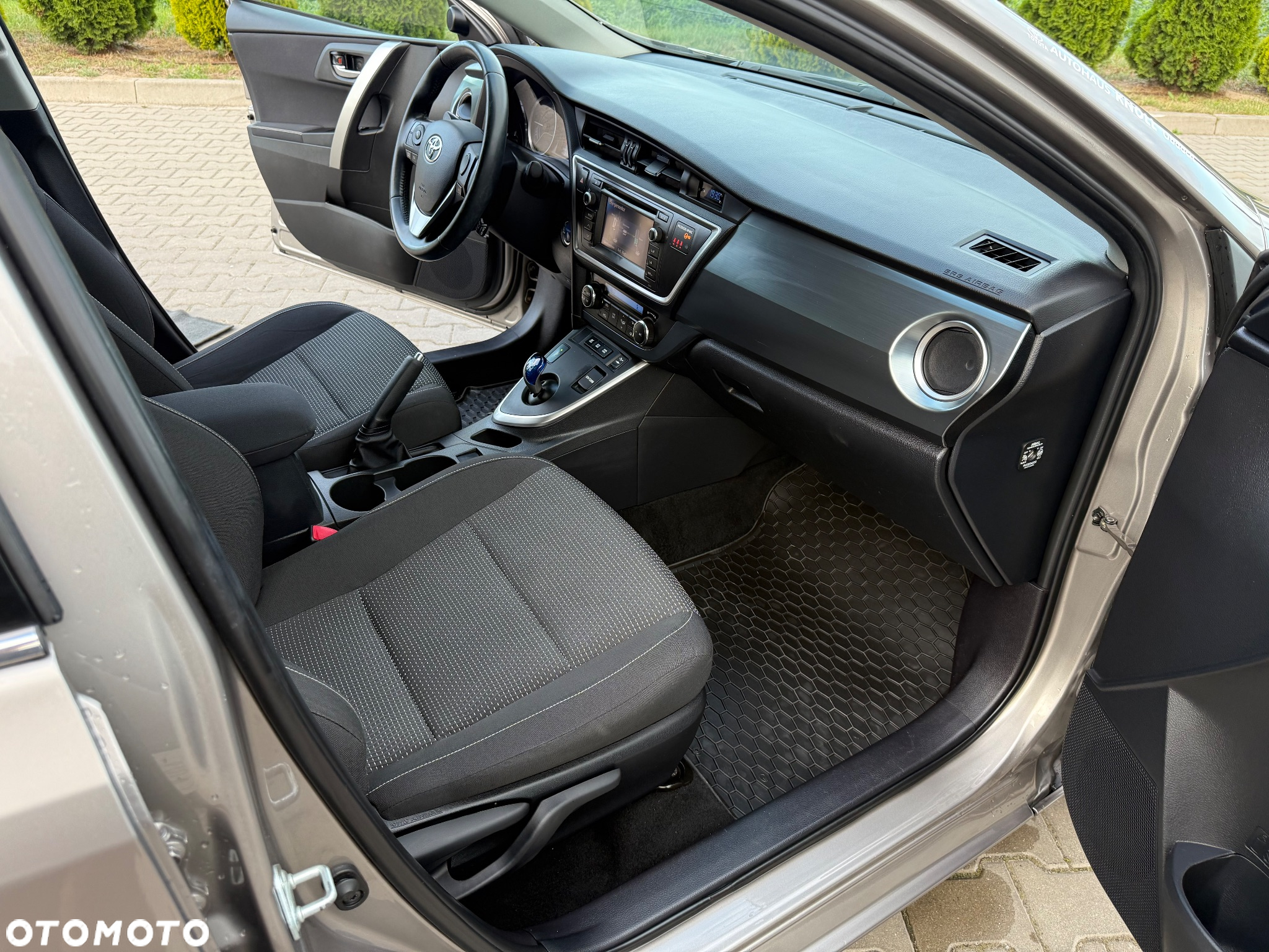 Toyota Auris 1.8 Hybrid Life - 20
